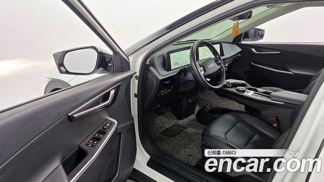 Kia EV6 Air, 2022 10