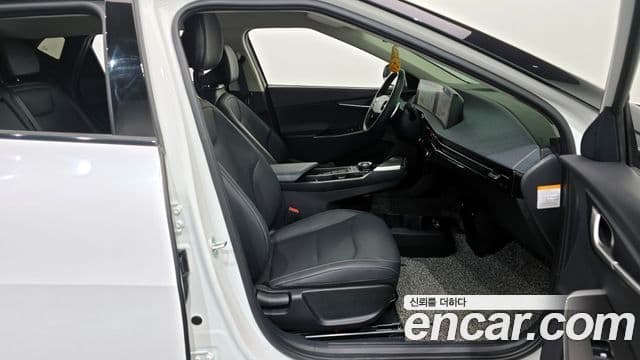 Kia EV6 Air, 2022 11