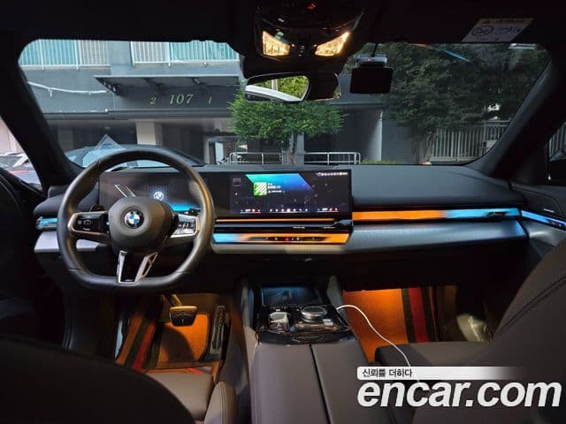 BMW 5시리즈 (G60) 523d M Sport, 2024 все фото