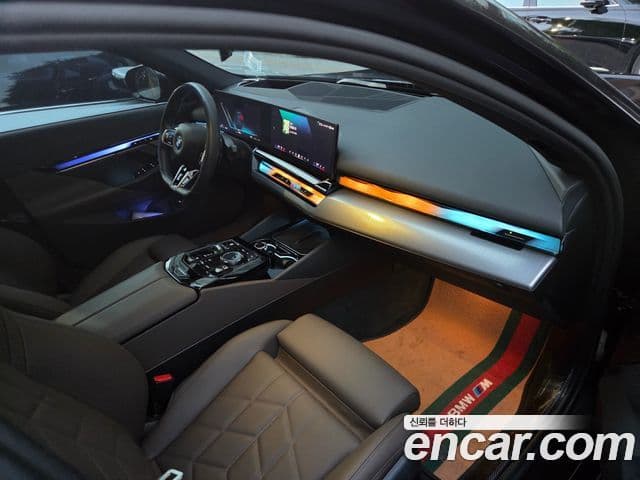 BMW 5시리즈 (G60) 523d M Sport, 2024 7