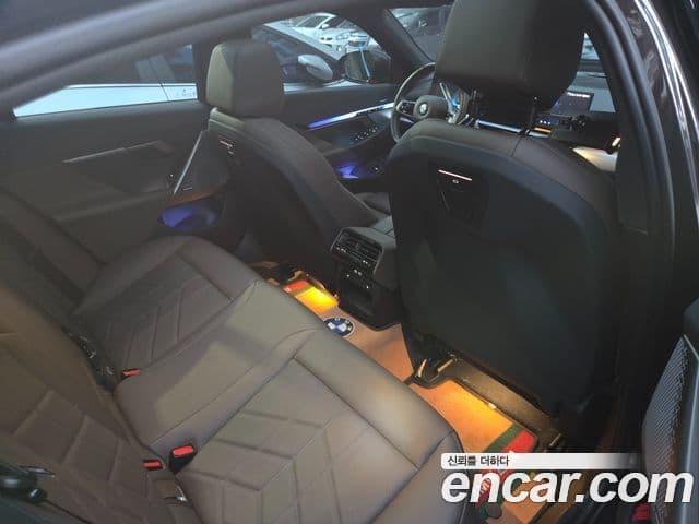 BMW 5시리즈 (G60) 523d M Sport, 2024 8