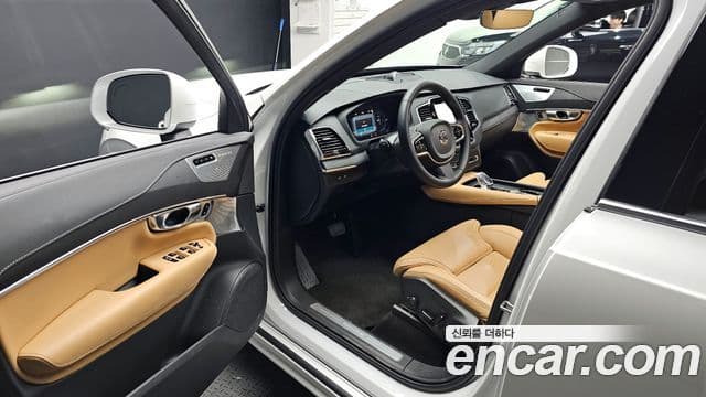 Volvo XC90 2세대 T8 Ultimate Bright гибрид, 2024 10