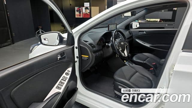 Hyundai Accent(новый кузов / новое поколение) Modern, 2014 11