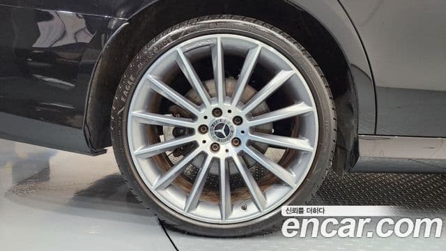 Mercedes-Benz E-класс W213 AMG Line, 2021 все фото