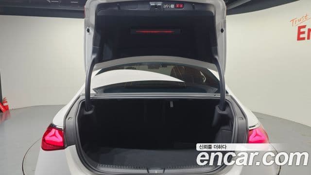 Mercedes-Benz E-класс W214 Avantgarde, 2026 20