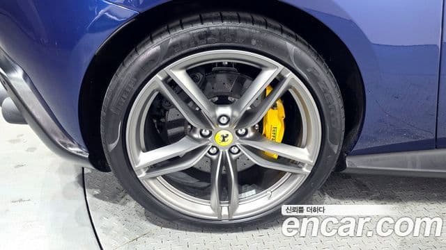 Ferrari 로마, 2022 все фото