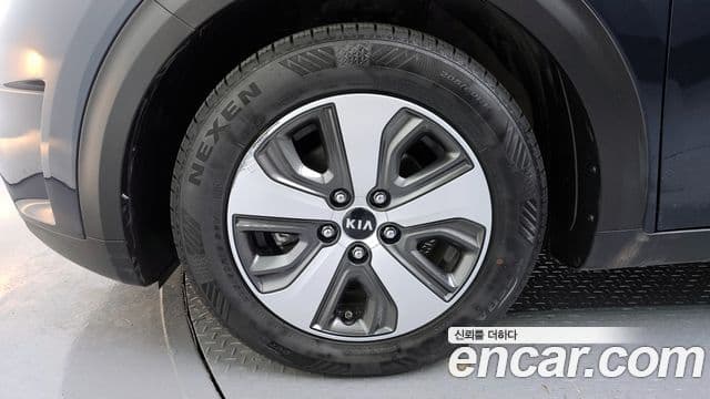 Kia Niro Prestige, 2017 все фото