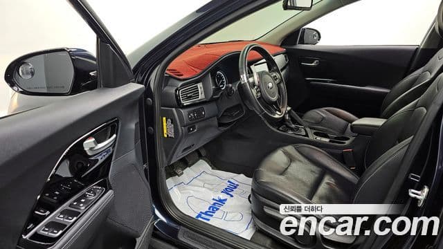 Kia Niro Prestige, 2017 10