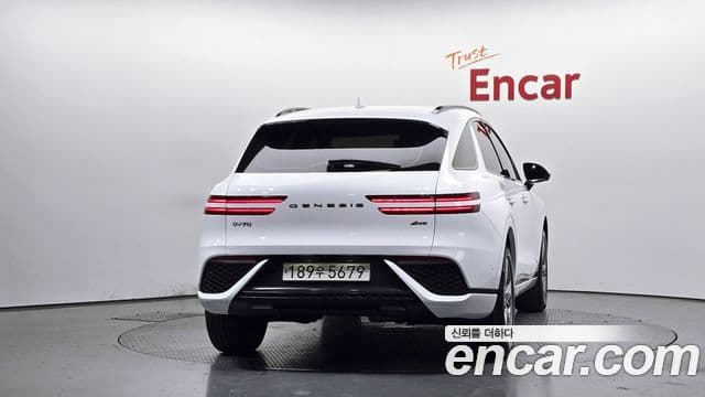 Genesis GV70, 2022 4