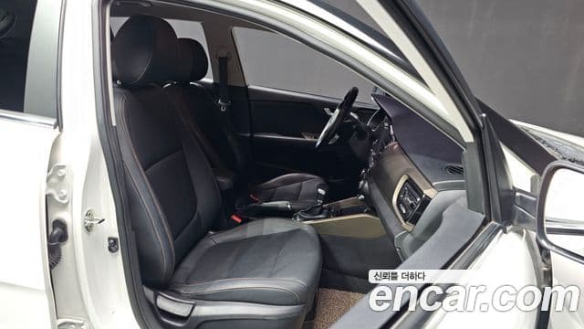 Kia Stonic Prestige, 2018 11