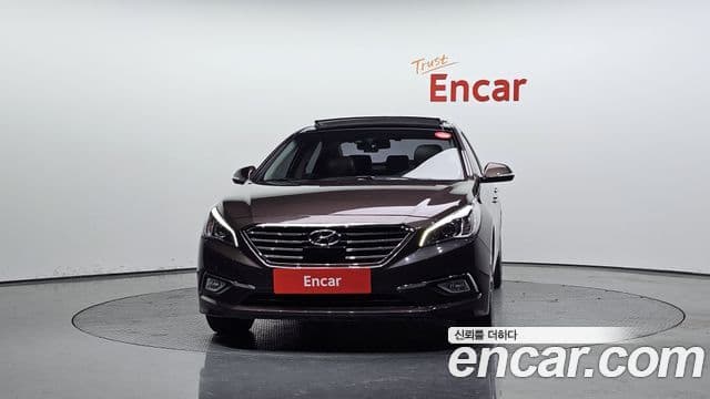 Hyundai LF Sonata Special, 2017 3