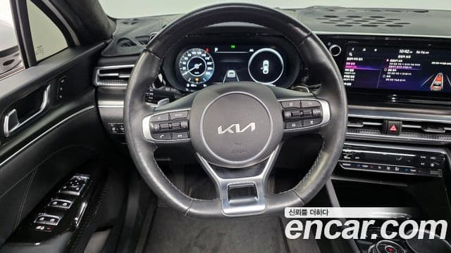 Kia K5 3세대 Signature, 2023 13
