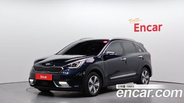 Kia Niro Noblesse, 2018 1
