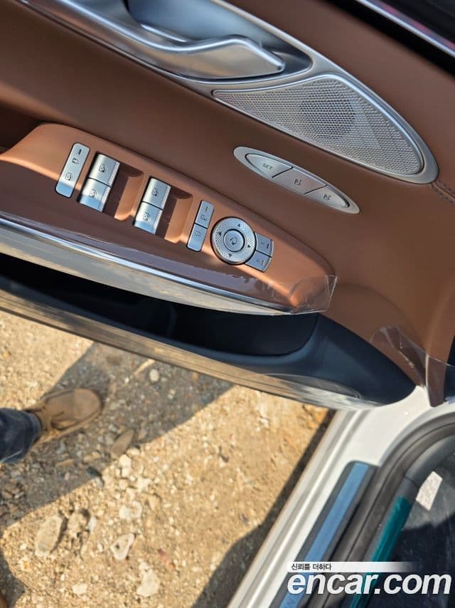 Genesis GV70, 2025 12