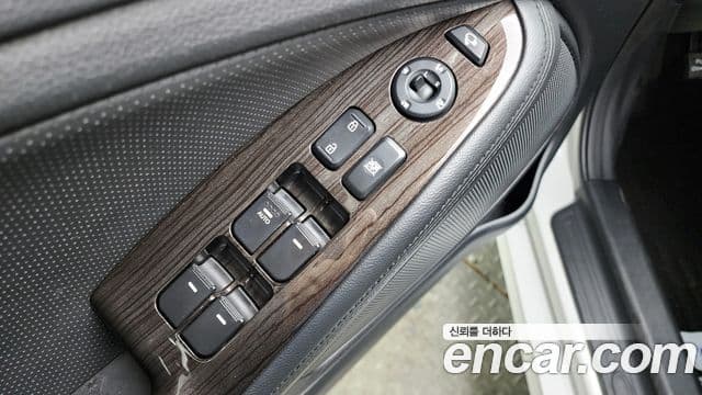 Kia K5 Luxury, 2012 13