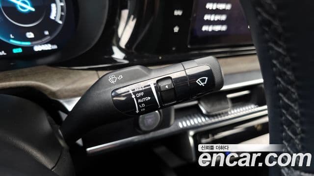 Kia K5 гибрид 3세대 Noblesse, 2023 16