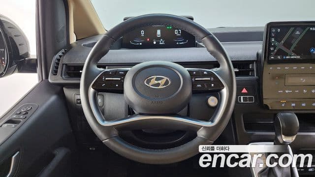 Hyundai Staria Modern, 2024 15