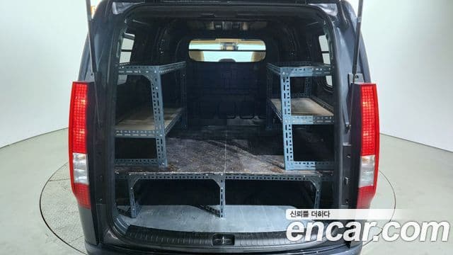 Hyundai Staria Modern, 2024 20