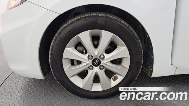 Hyundai Accent(новый кузов / новое поколение) Modern, 2016 все фото