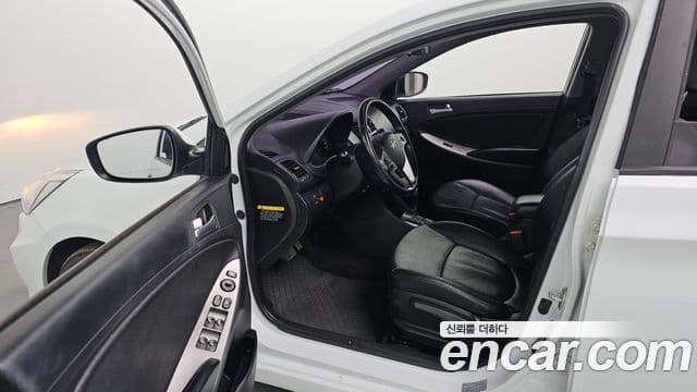 Hyundai Accent(новый кузов / новое поколение) Modern, 2016 10