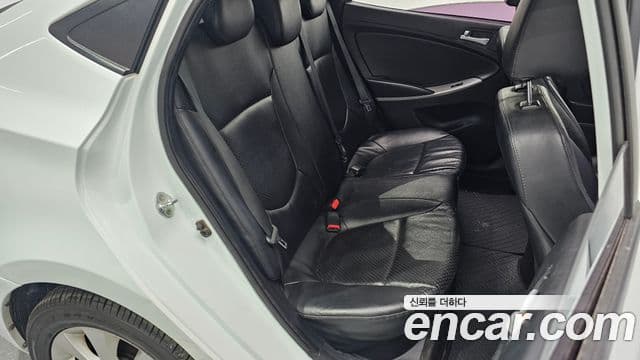 Hyundai Accent(новый кузов / новое поколение) Modern, 2016 12