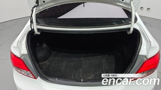 Hyundai Accent(новый кузов / новое поколение) Modern, 2016 20