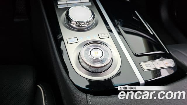 Genesis G80 (RG3) бензин 3.5 турбо AWD, 2024 9