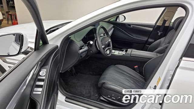 Genesis G80 (RG3) бензин 3.5 турбо AWD, 2024 10