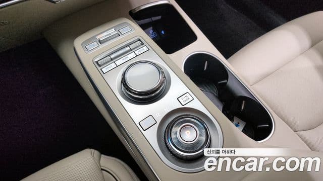 Genesis GV70, 2023 9