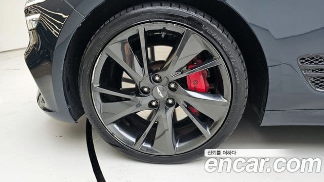 Genesis The / новый New G70, 2021 все фото