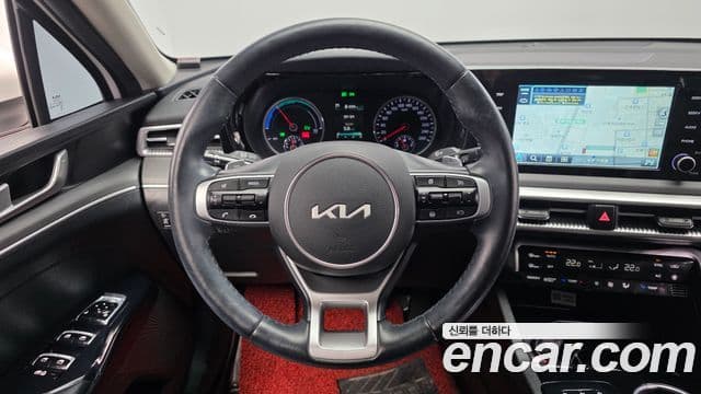 Kia K5 гибрид 3세대 Trendy, 2022 13