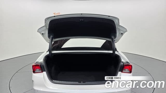 Kia K5 гибрид 3세대 Trendy, 2022 20