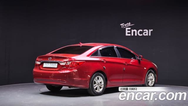 Hyundai YF Sonata Luxury, 2010 2