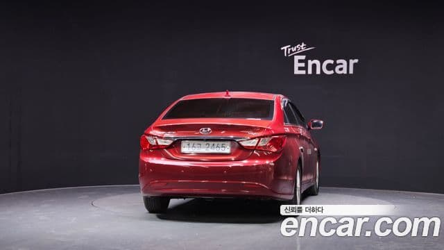 Hyundai YF Sonata Luxury, 2010 4