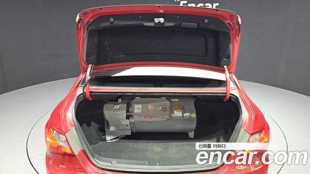 Hyundai YF Sonata Luxury, 2010 20