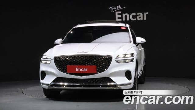 Genesis GV70, 2022 3