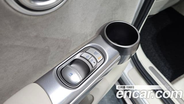 Genesis GV60 Standard, 2022 18