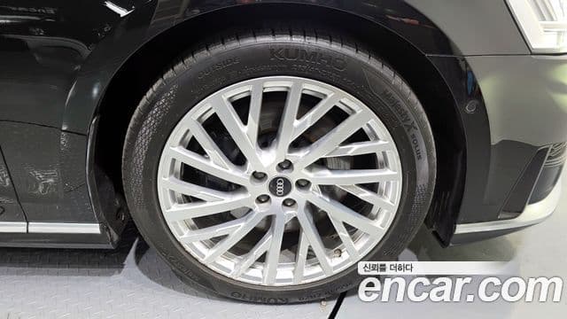 Audi A8 (D5) 55 TFSI Quattro LWB, 2021 все фото