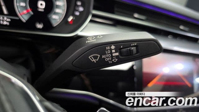 Audi A8 (D5) 55 TFSI Quattro LWB, 2021 9