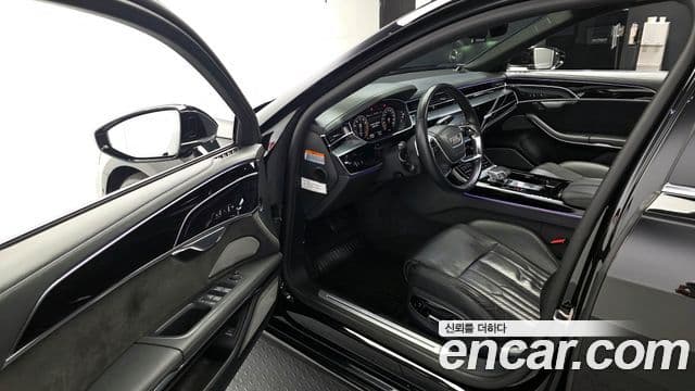 Audi A8 (D5) 55 TFSI Quattro LWB, 2021 10