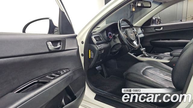 Kia K5 гибрид 2세대 Noblesse, 2016 10