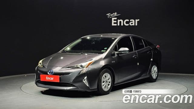 Toyota 프리우스 4세대 1.8 E, 2017 1
