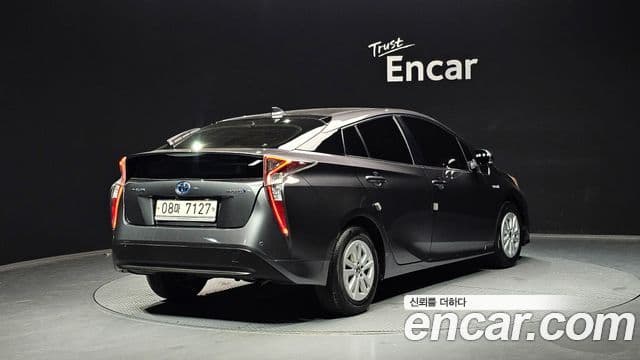 Toyota 프리우스 4세대 1.8 E, 2017 2