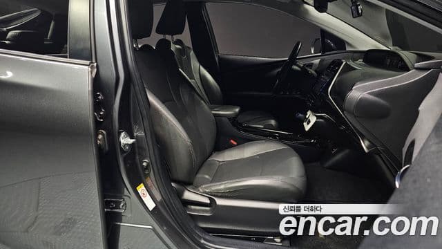 Toyota 프리우스 4세대 1.8 E, 2017 10