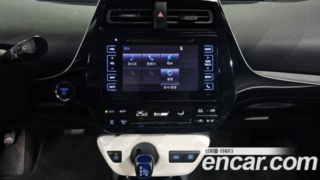 Toyota 프리우스 4세대 1.8 E, 2017 14