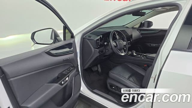 Lexus NX450h+ 2세대 Premium, 2024 10