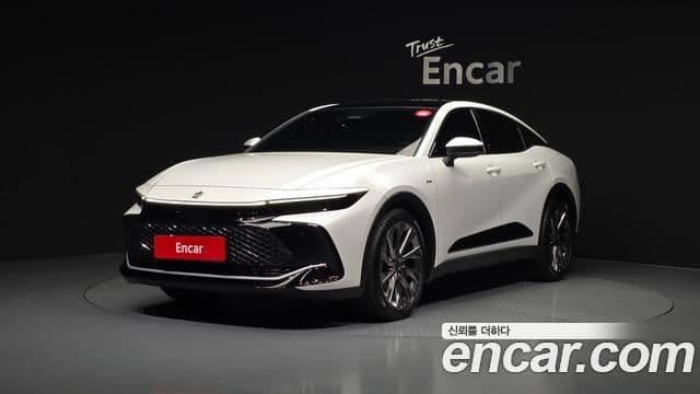 Toyota 크라운 кроссовер, 2025 1