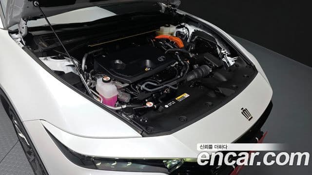 Toyota 크라운 кроссовер, 2025 6