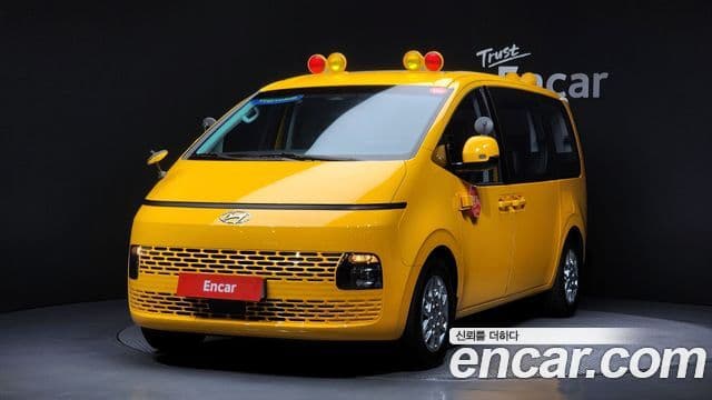 Hyundai Staria 11인승, 2023 1
