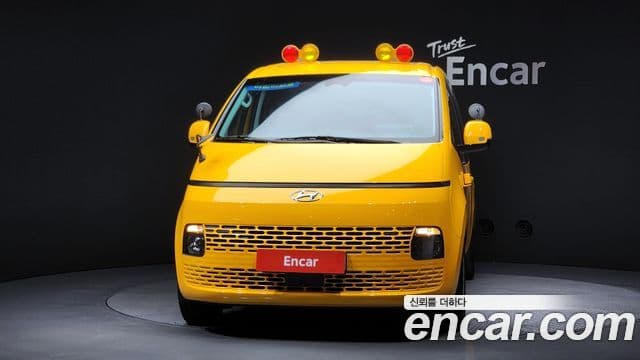 Hyundai Staria 11인승, 2023 3